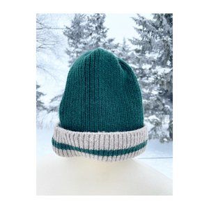 Vintage 90s Great Northern Knitters Toque 100% Wool Green Canada Unisex